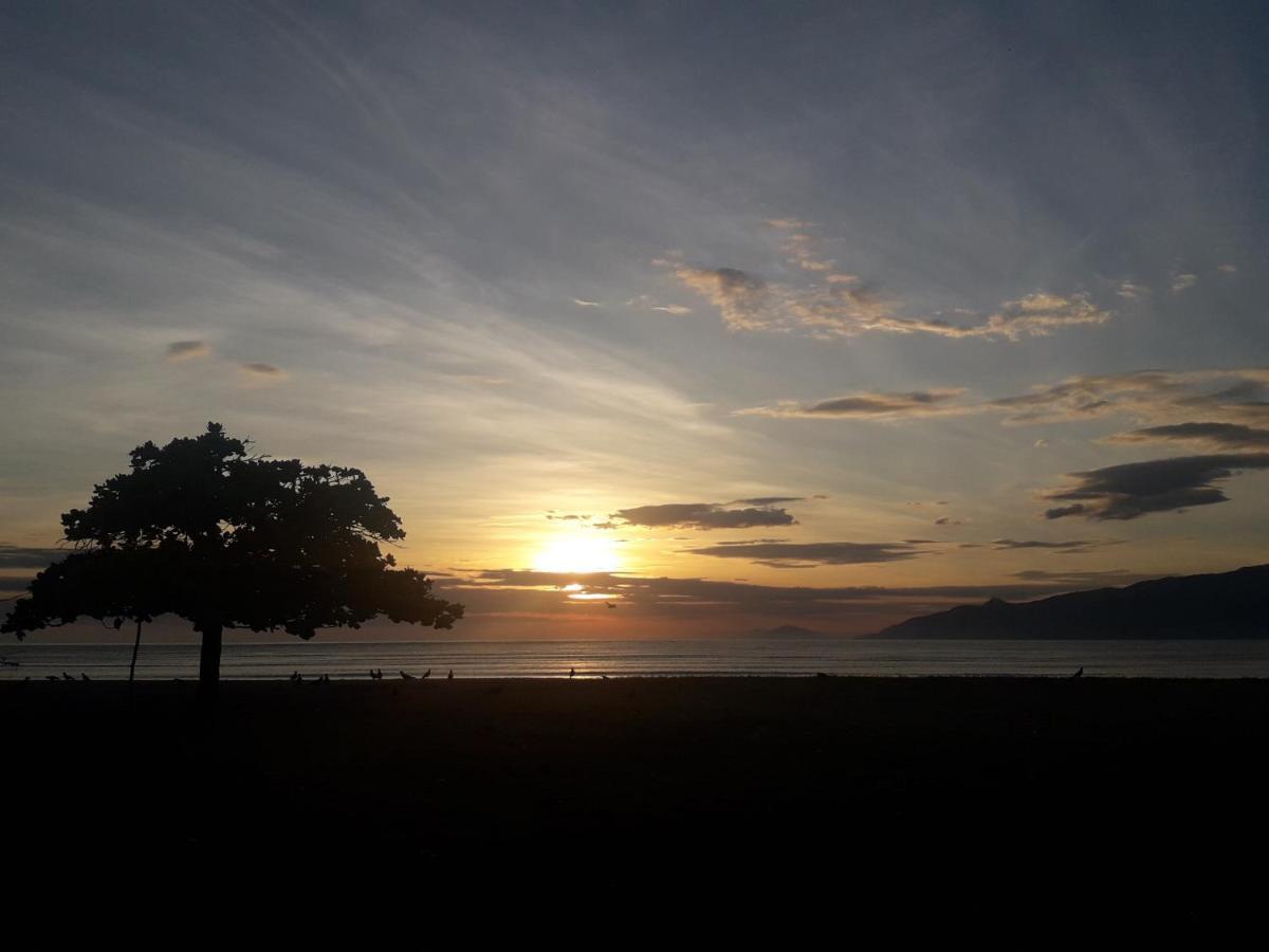 Casa Indaiá BnB Caraguatatuba Bagian luar foto